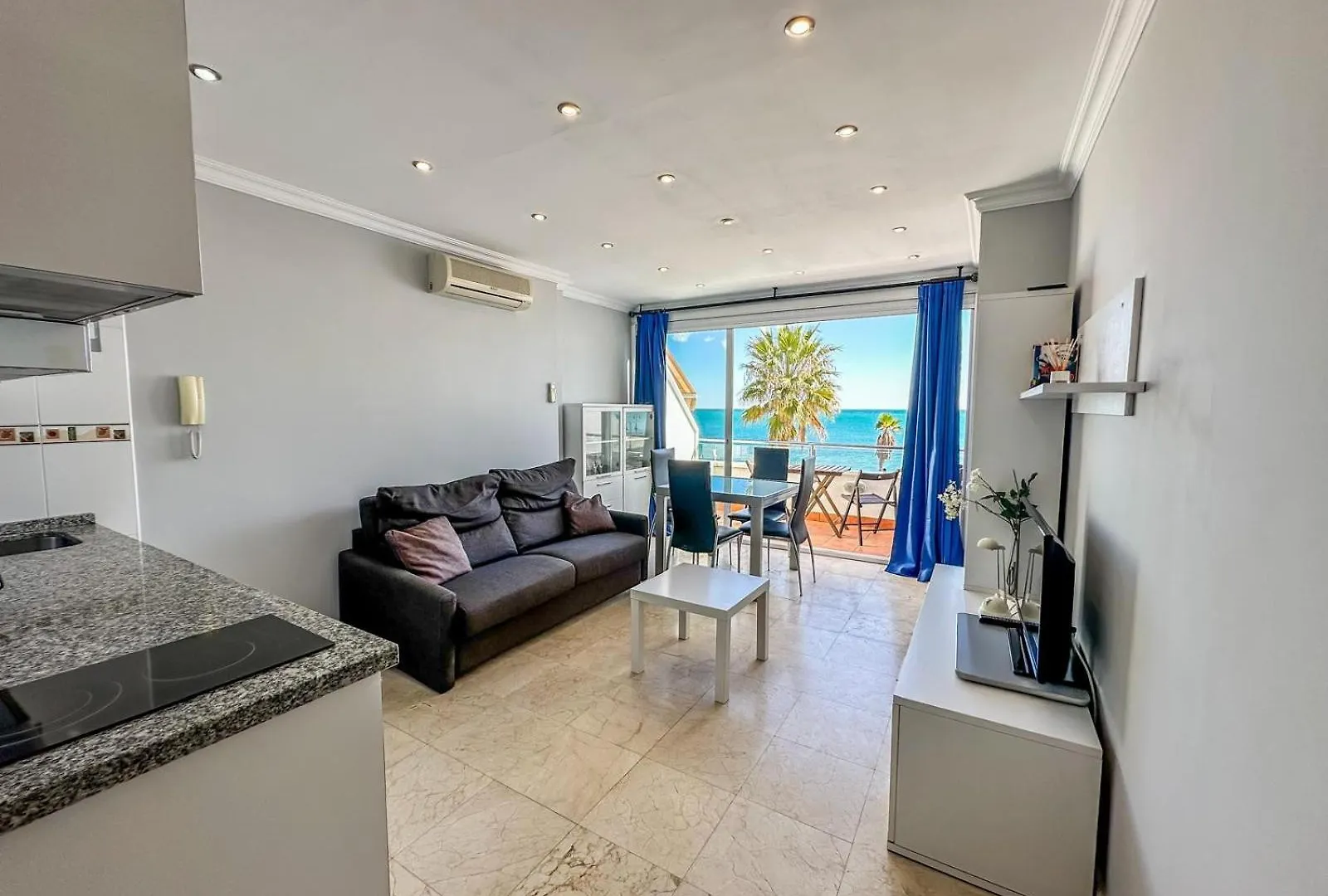 Casa Paraiso - Primera Linea De Playa Torremolinos Spain